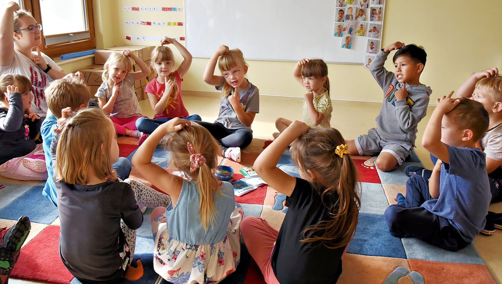 Kinderbetreuung im Dutzend: In einer bundesweiten Studie fordert die Bertelsmann-Studie einen besseren Personalschlüssel für Sachsen-Anhalts Kitas.