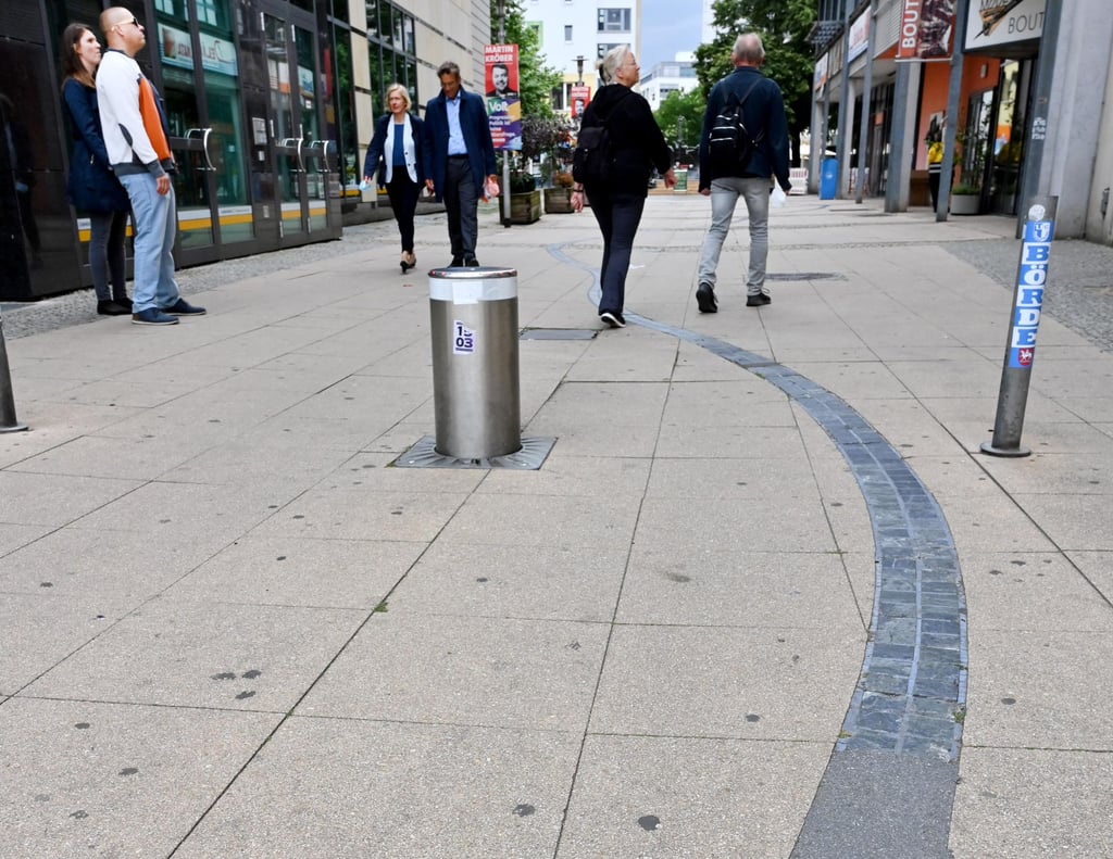 Das "Blaue Band" in der Magdeburger Leiterstraße muss saniert werden.
