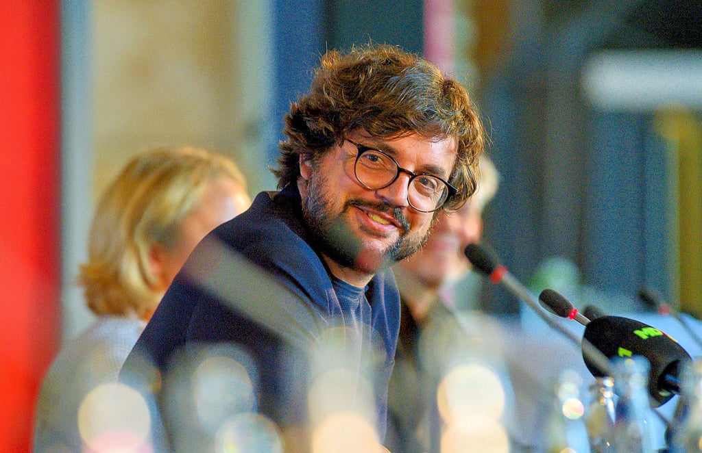 Julien Chavaz wird ab der Spielzeit 2022/23 Nachfolger von Karen Stone am Theater Magdeburg.
