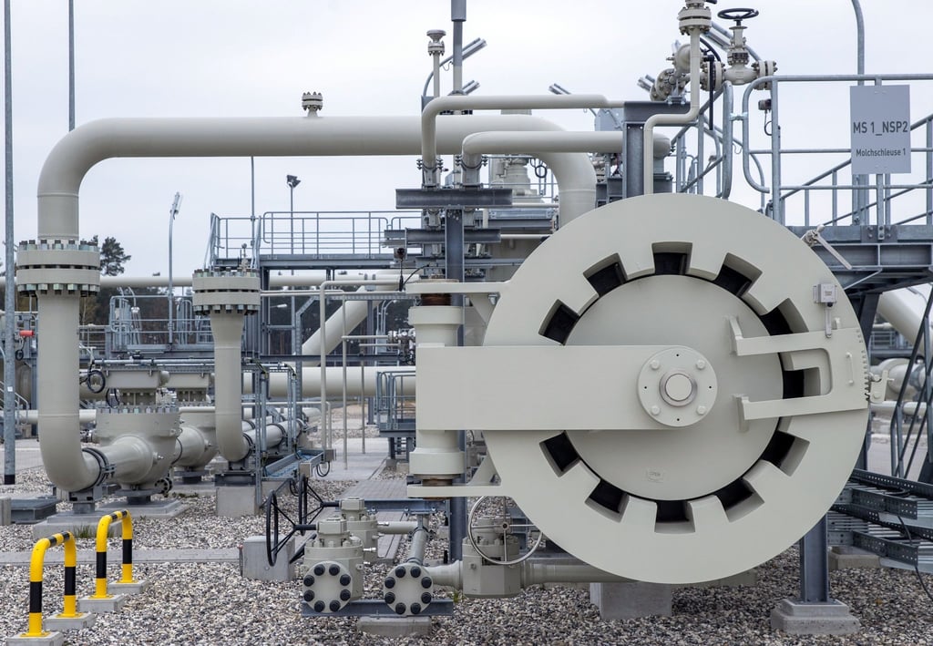 Molchstation, Rohrsysteme und Absperrvorrichtungen in der Gasanlandestation von Nord Stream 2 in Lubmin.
