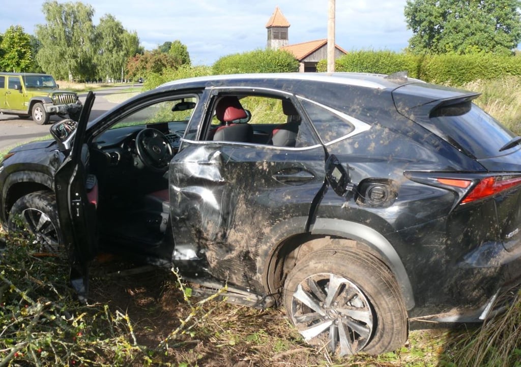 Der Fahrer dieses Toyotas wurde bei dem Unfall in Wannefeld leicht verletzt.