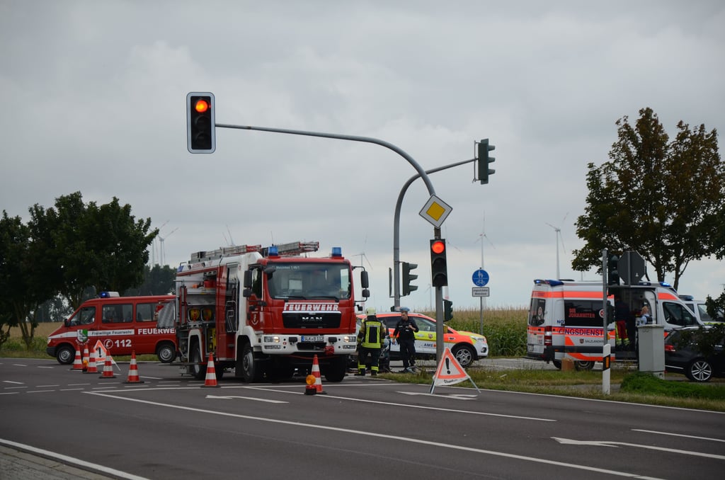 Zu einem schweren Verkehrsunfall kam es an der Kreuzung B246a/L50 am Sonnabend.