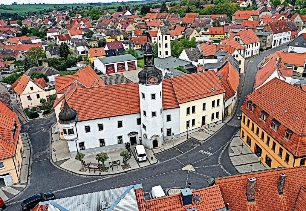 Das Gerbstedter Rathaus aus der Luft