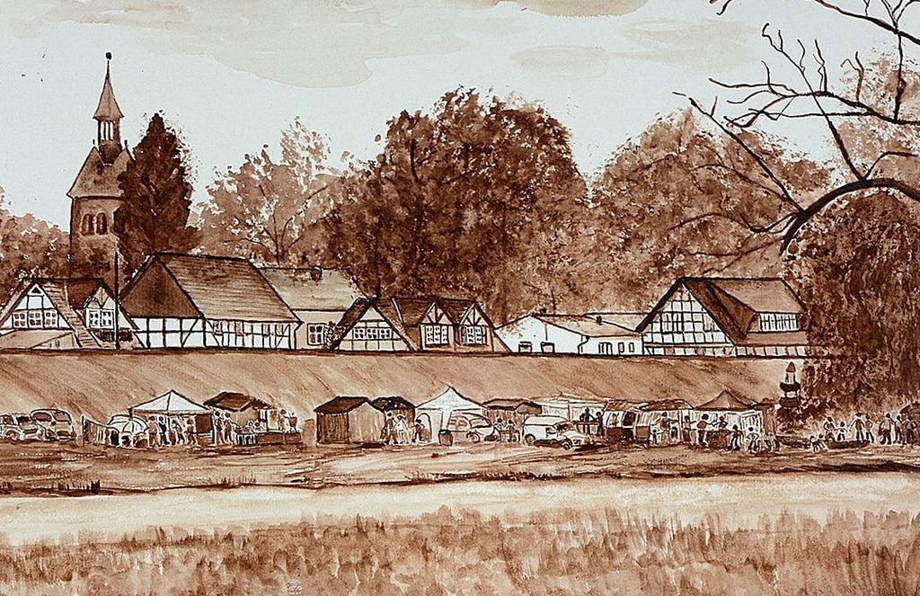 Neben Stillleben oder Fantasieobjekten gibt es auch Heimatmotive. So wie die in Sepia (es werden nur Brauntöne verwendet) gehaltene Ansicht von Beuster in Acryl von Hannelore Massow.