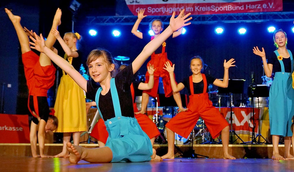 Das Tanzenssemble von der TSG GutsMuths Quedlinburg wird am Sonnabend beim Harzfest in Harsleben auf der Festbühne auf dem Schützenplatz Showtanz und klassischen Tanz unter der Leitung von Corinna Erig darbieten.