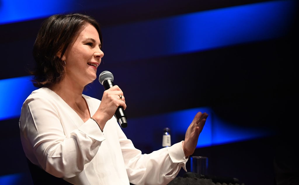 Grünen-Kanzlerkandidatin Annalena Baerbock nimmt an der Diskussionsrunde der „Märkischen Allgemeinen“ teil.