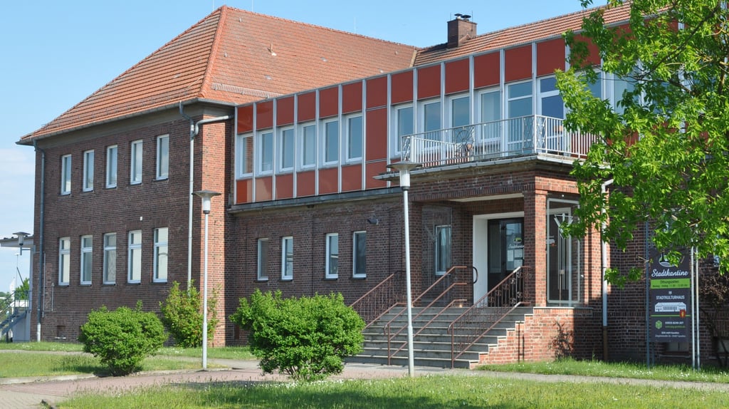 Das Brandschutzkonzept für das Stadtkulturhaus in Genthin steht kurz vor der Fertigstellung. Schon bald könnte die Wiedereröffnung des Hauses folgen.