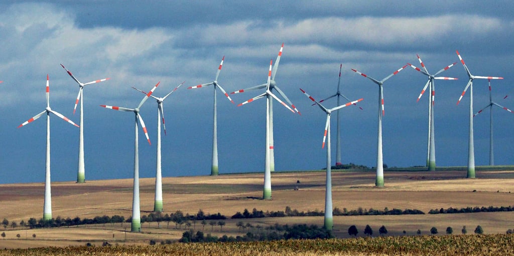 Die meisten Windräder weit und breit stehen auf dem Druiberg bei Dardesheim. Insgesamt sind es 43 von mehreren Betreibern. Das Areal, auf dem die Maschinen stehen können, soll noch erweitert werden.
