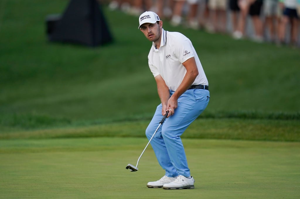 Patrick Cantlay aus den USA geht als Führender ins Saisonfinale.
