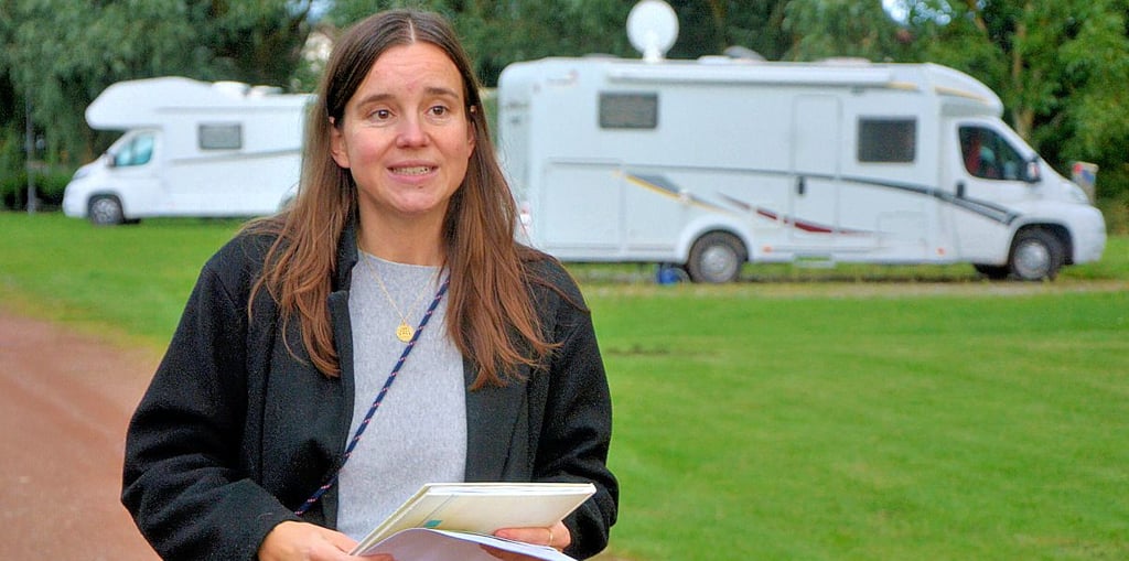 Die Leiterin der Touristinfo, Doreen Neumann, hört viel Lob für den Seehäuser Wohnmobil-Stellplatz. Und sie hat Verbesserungsvorschläge.
