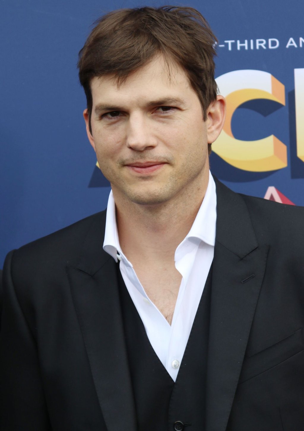 Ashton Kutcher wird in der Liebeskomödie die männliche Hauptrolle spielen.