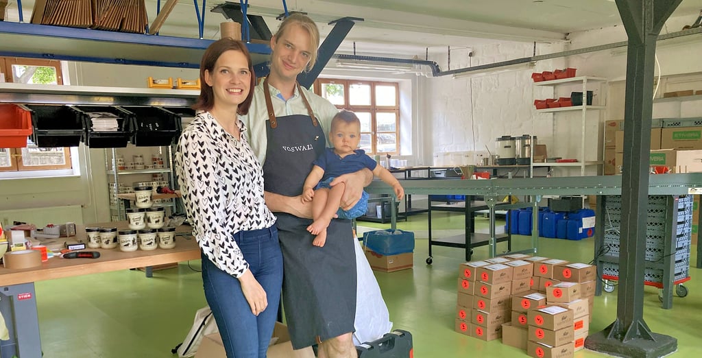 Die Nachfrage nach ihren Produkten hat den Umzug in die eigene Werkstatt möglich gemacht. Und Tochter Elise bekommt ein Kinderzimmer.