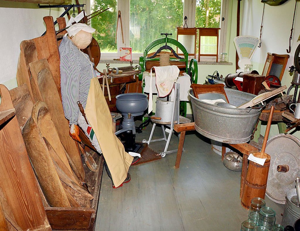 In 24 Zimmern ist die umfangreiche Ausstellung des Heimatvereins im Bretscher Museum nach Themen sortiert.