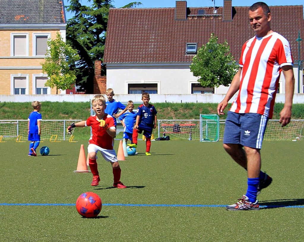 Der FSV Barleben lädt wieder zum Fußball-Ferien-Camp ein.