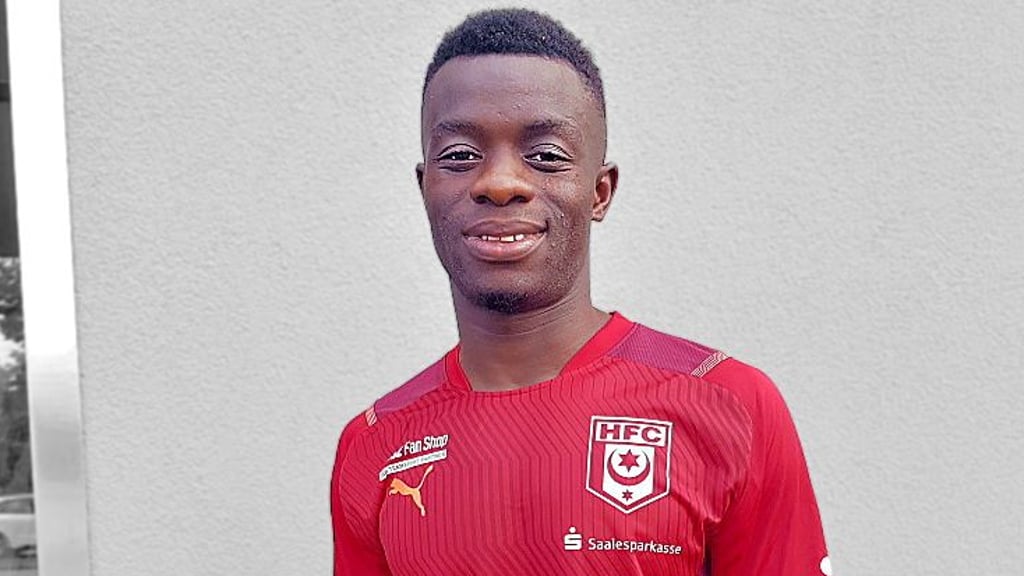 Neu im Trikot des HFC: Kebba Badjie
