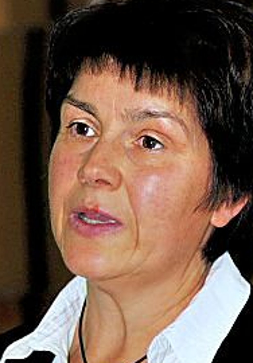 Karin
Knopf