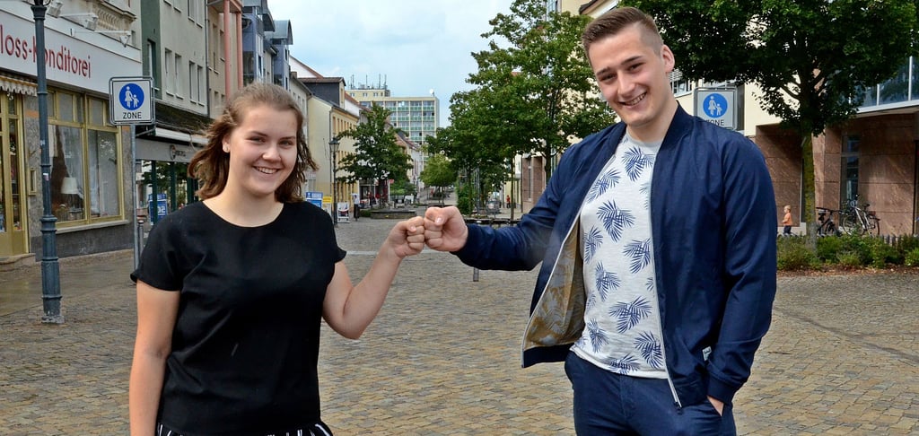 Die Doppelkspitze des Zerbster Kinder- und Jugendbeirates: Jakob Ost von der Jugendfeuerwehr und Aileen Larissa Dantz vom Francisceum.