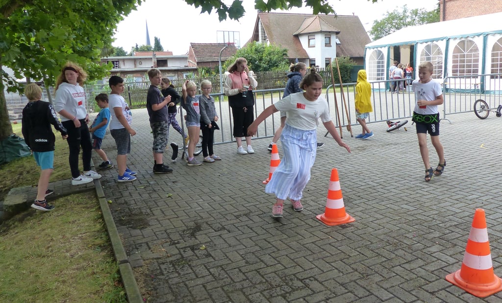 Bei manchen Stationen ging es auch sportlich zu.