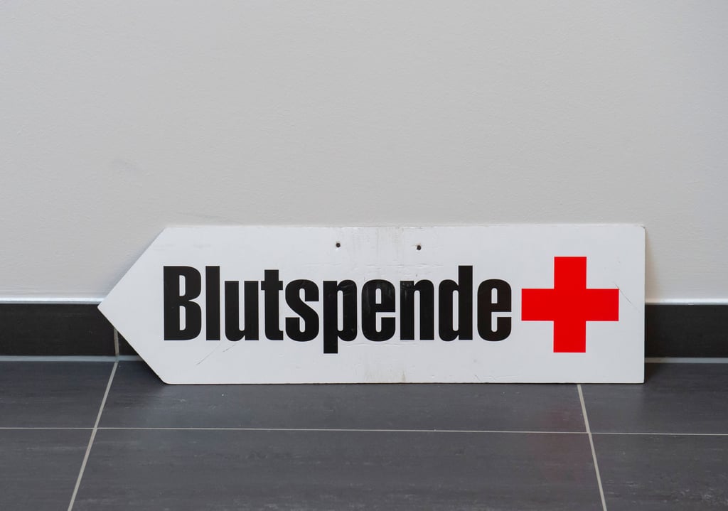 Nach dem Hoch im Jahr 2020 kommen seit Juni wieder weniger Menschen zur Blutspende.