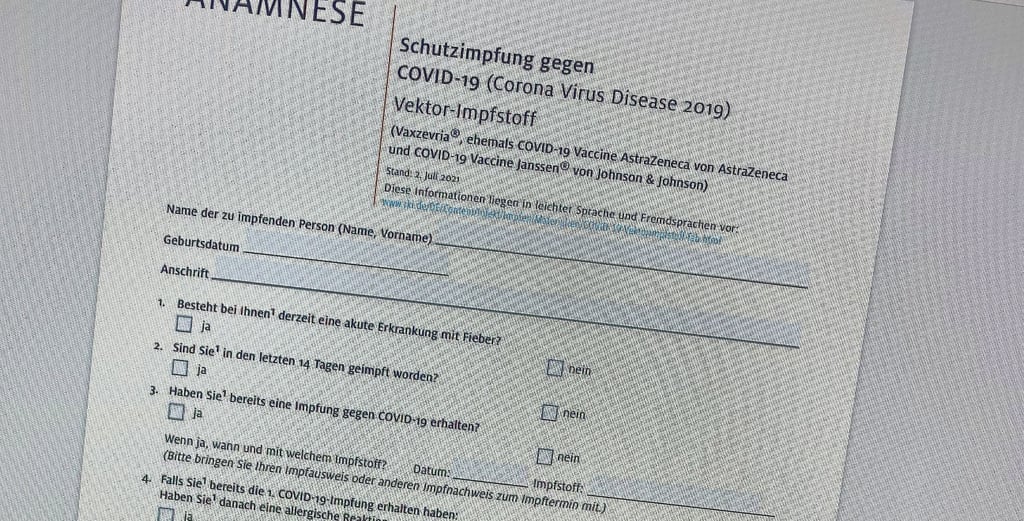 Das Anamneseformular für das Impfen kann von der Kreis-Webseite ausgedruckt werden.