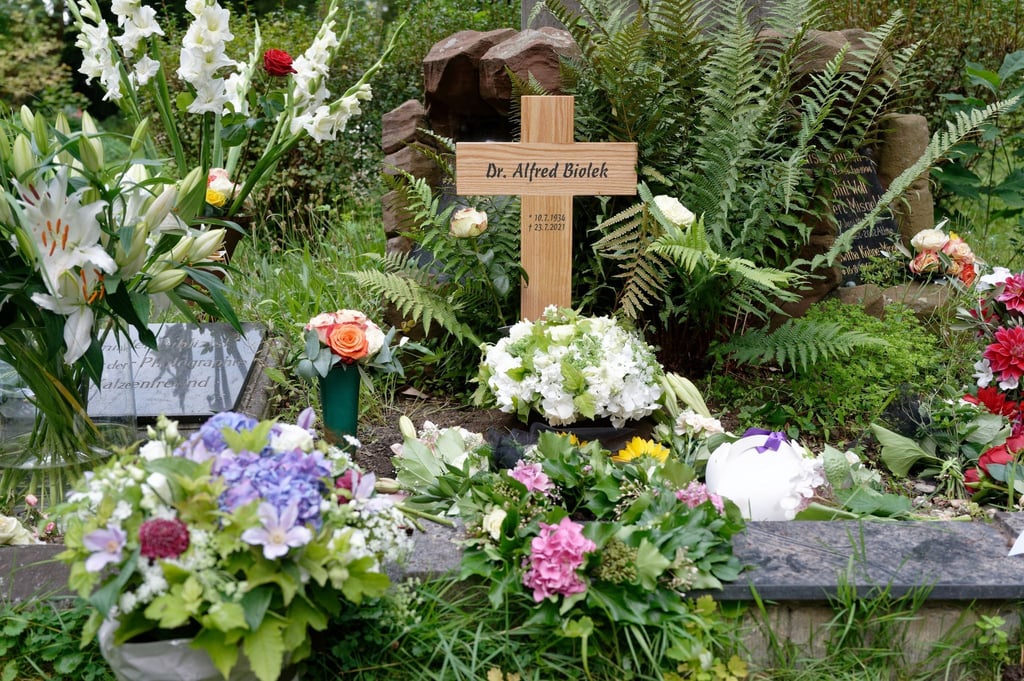 Die Beisetzung fand im kleinen Kreis statt.