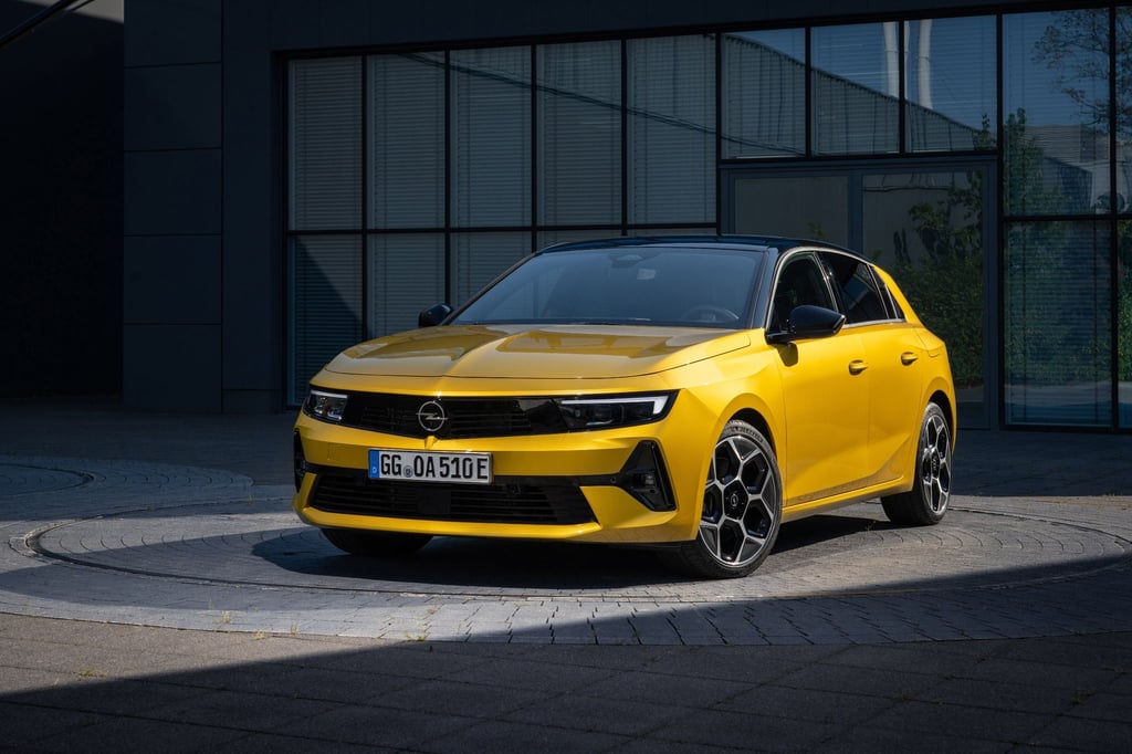 Neues Kapitel: Opel fährt eine neue Generation seines Kompaktschlagers Astra vor - mit neuer Form und neuer Technik.