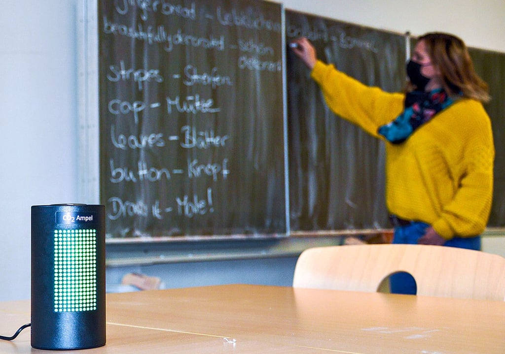 Solche Kohlendioxidampeln werden an den Schulen der Einheitsgemeinde Arneburg-Godlbeck bereits eingesetzt.