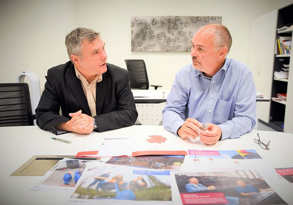 Eduard Siemens (li.) und Jörg Bagdahn im Gespräch über die Zukunft der Promotion an Hochschulen.