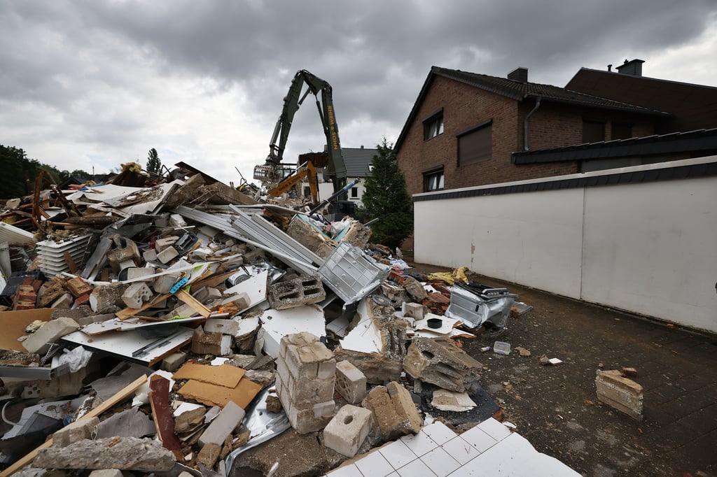 Solche Bilder aus Erftstadt waren und sind es, die die Halberstädter zum Spenden bewegen.