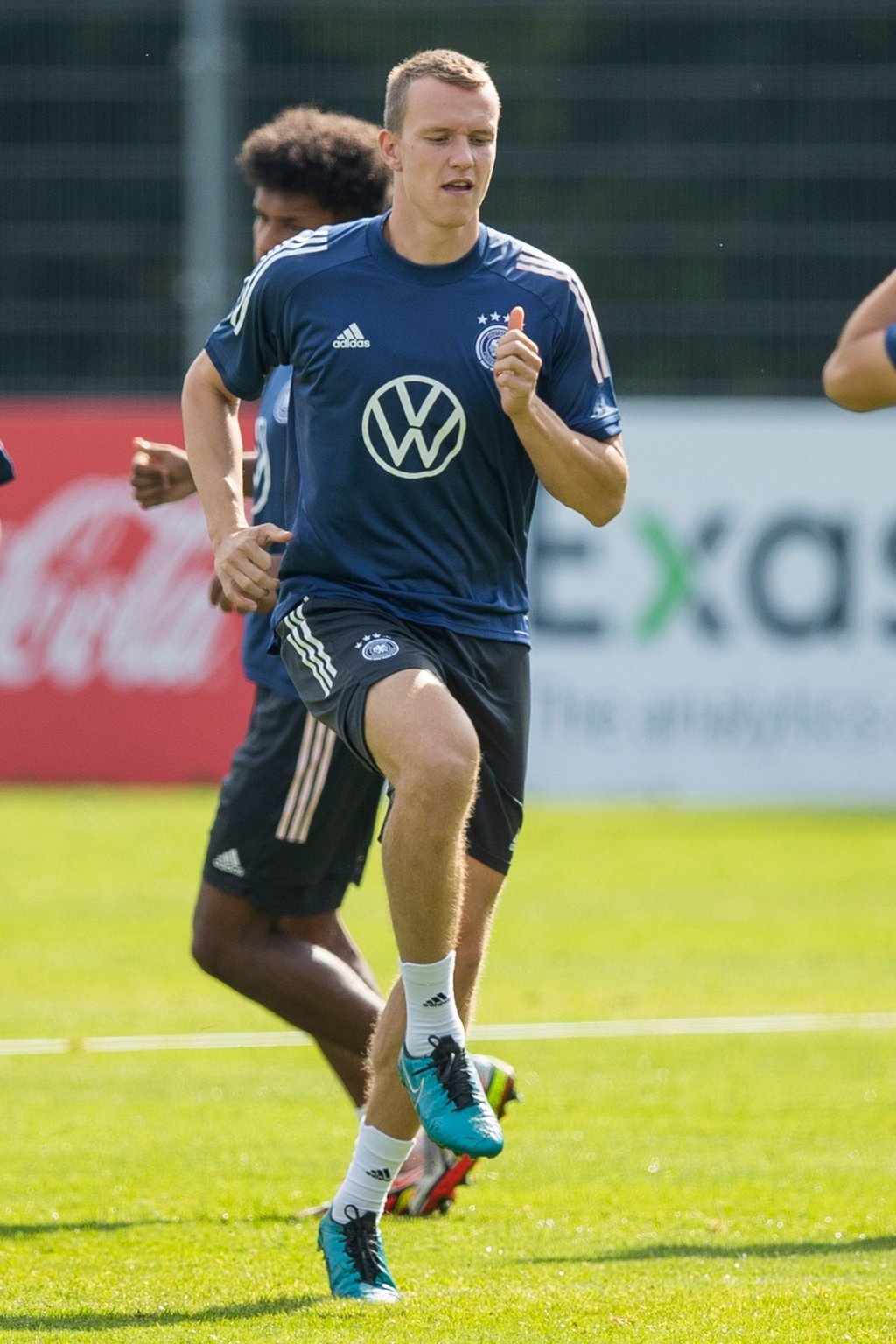 Lukas Klostermann beim Abschlusstraining vor dem WM-Qualifikationsspiel gegen Island.
