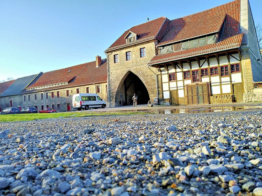 Der Hof des Burchardiklosters in Halberstadt soll ab Frühjahr 2022 neu gestaltet werden.