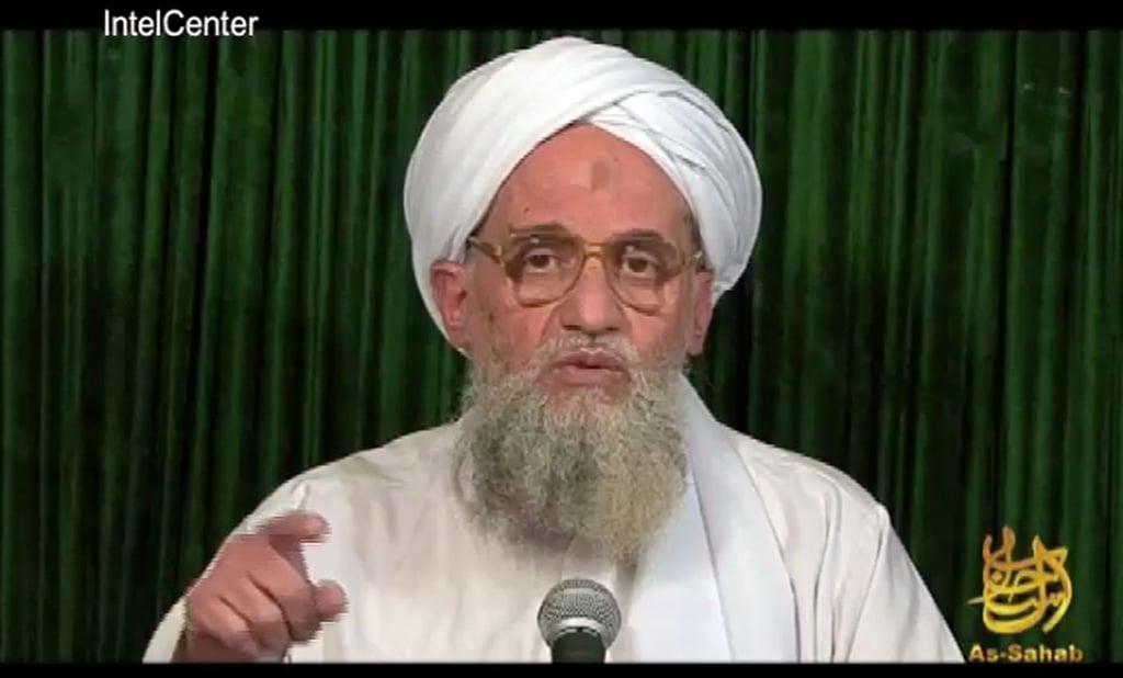 Al-Kaida-Chef Eiman al-Sawahiri in einer früheren Videobotschaft. Nun hat das Terrornetzwerk ein neues Video veröffentlicht.