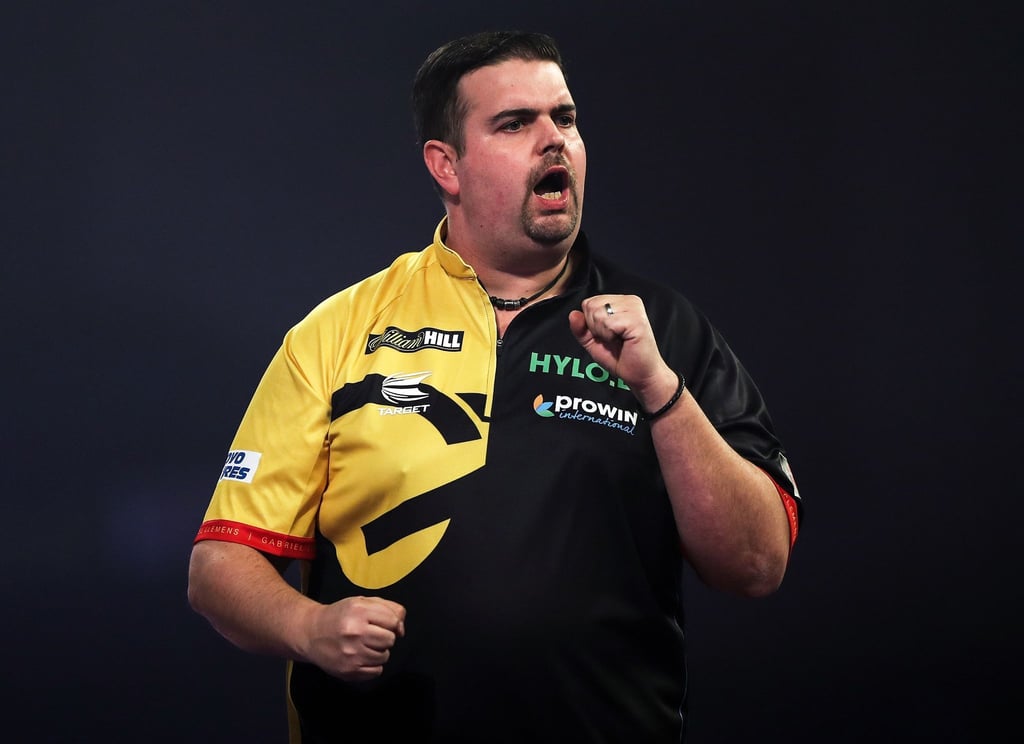 Deutscher Hoffnungsträger bei der Darts-WM in Jena: Gabriel Clemens.