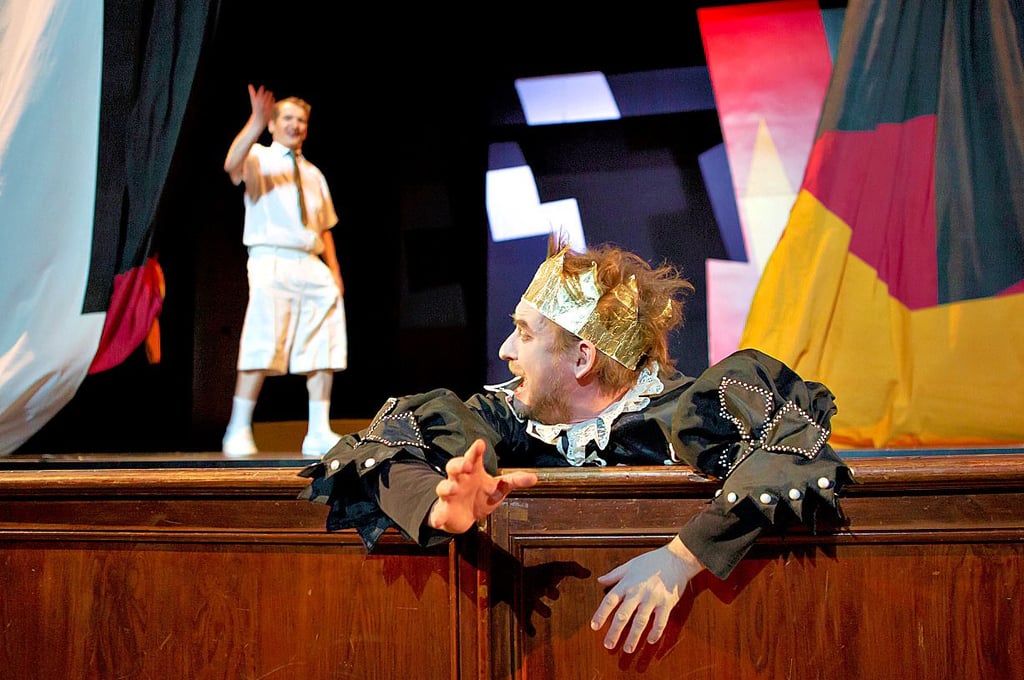 Franz (Henning Hartmann , l.), Maximilian (Roman Weltzien)
