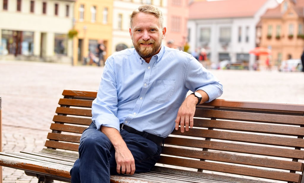Jan Korte ist so oft wie möglich in seinem Wahlkreis unterwegs. Aus Gesprächen mit Bürgern nimmt er viel mit für seine Arbeit in Berlin.