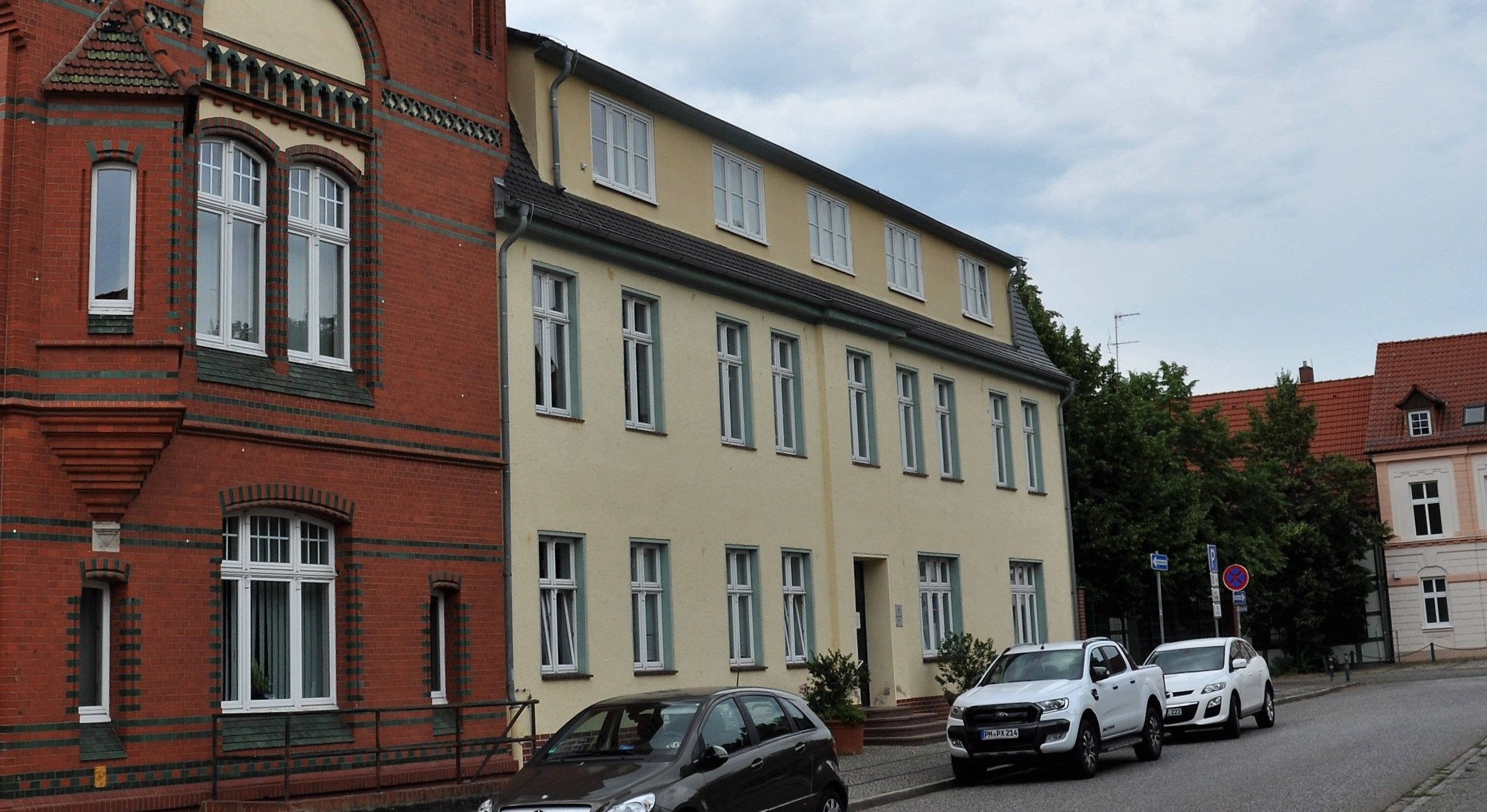 Der Versammlungsraum im Genthiner Rathaus, ist nicht barrierefrei zu erreichen. Alle, die am 26. September hier wählen sollen, müssen zunächst einige Treppenstufen überwinden.