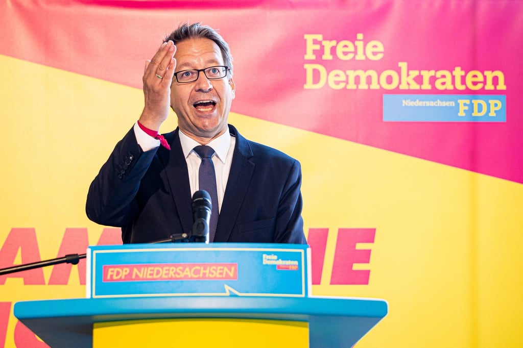 Stefan Birkner spricht.