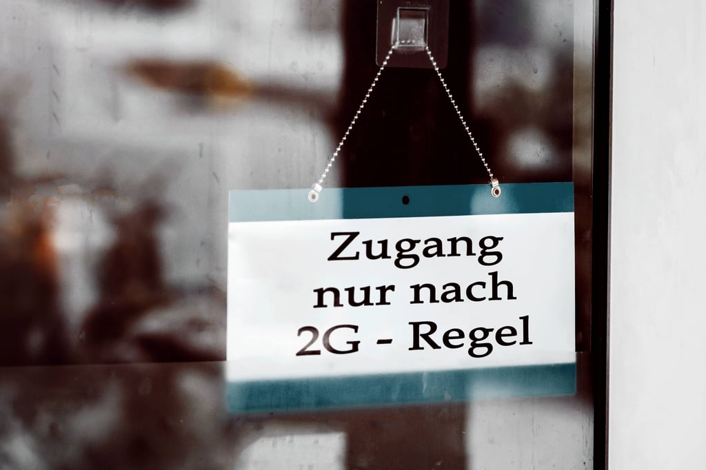 In Sachsen-Anhalt entfallen Abstands- und Hygienregeln, wenn Wirte nur Geimpfte und Genesene einlassen.