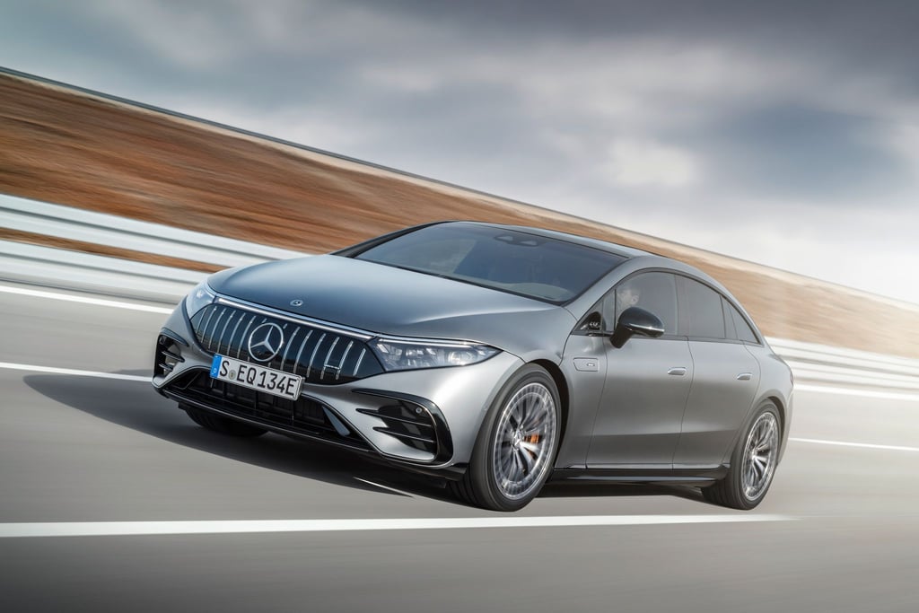 Potente Limousine: Der rein elektrische Mercedes-AMG EQS 53 verfügt je nach Ausführung über bis zu 761 PS.
