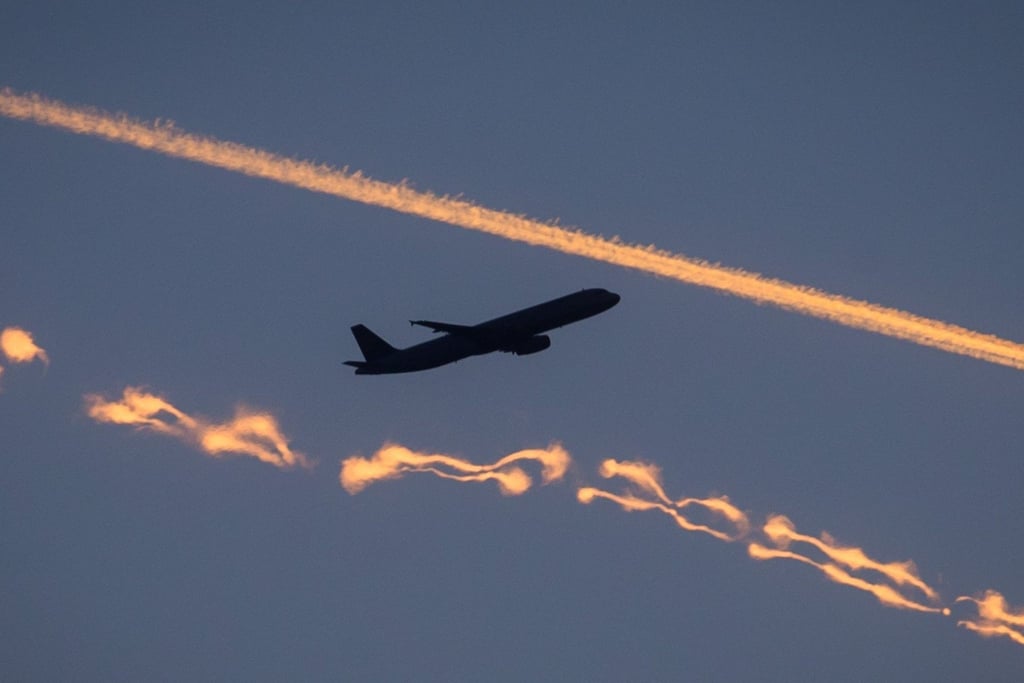 Laut Lufthansa-Vorstand Harry Hohmeister wird sich an der Billigpreispolitik vieler Airlines vorerst nichts ändern.