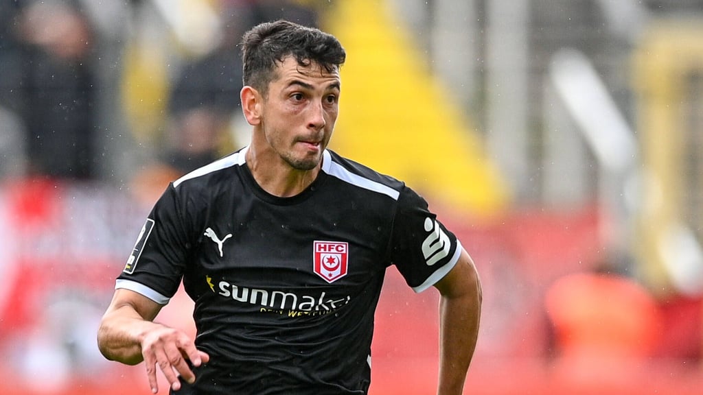 Julian Derstroff tarf für den HFC zum zwischenzeitlichen 1:1 in Zwickau. (Archivbild)