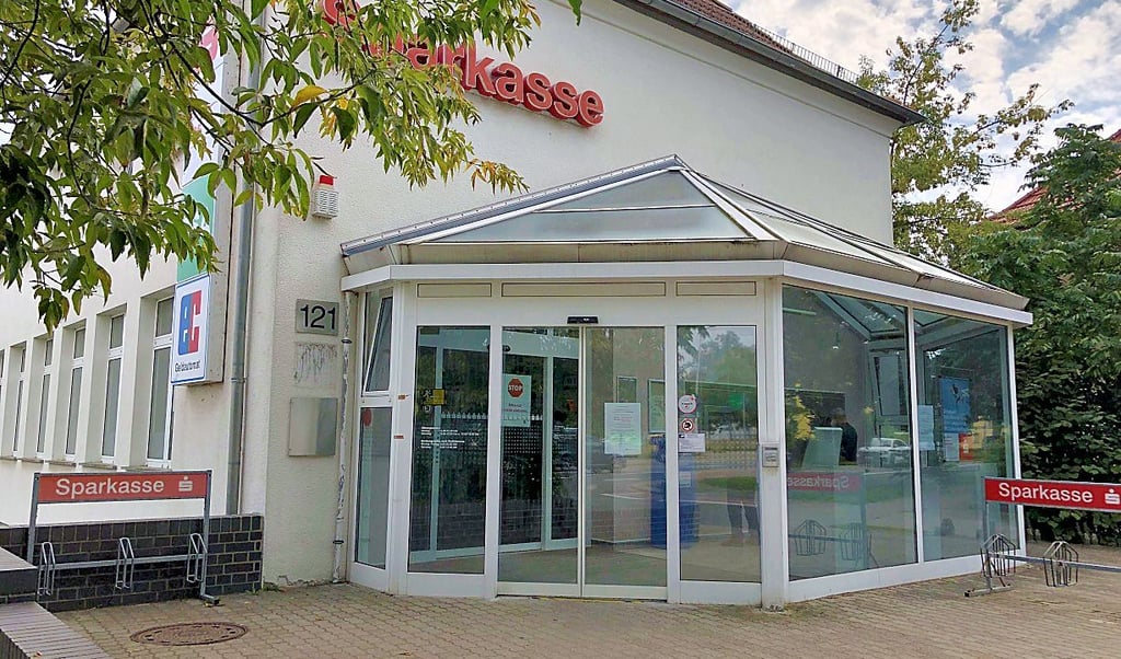 Die Sparkasse in Dessau-Süd wird umgebaut.