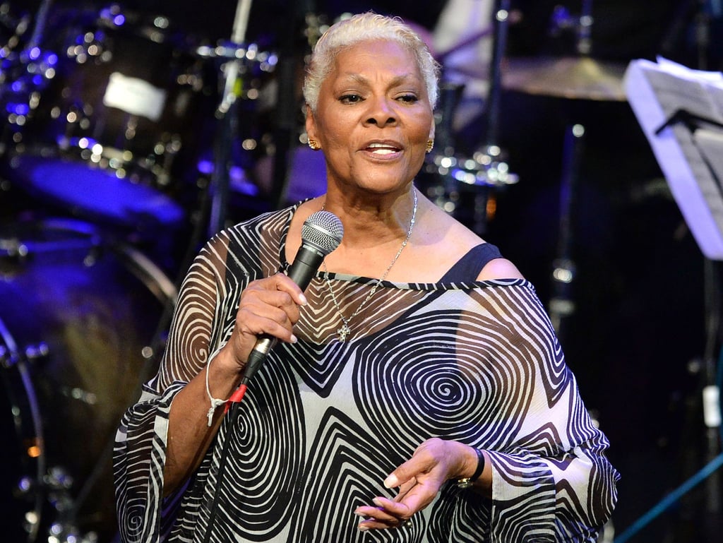 US-Sängerin Dionne Warwick singt bei der Verleihung des Deutschen Nachhaltigkeitspreises.