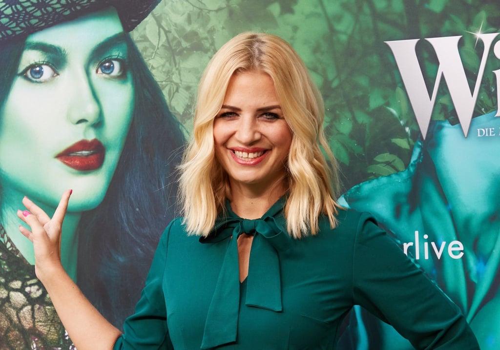 Susan Sideropoulos, Schauspielerin, kommt zur Premiere des Musicals "Wicked“ im Stage Theater Neue Flora.