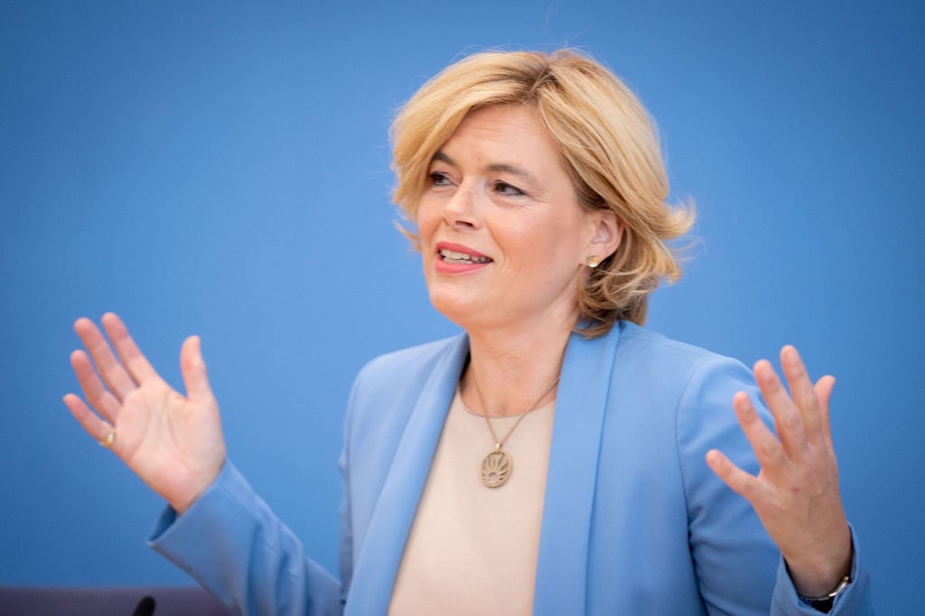 Julia Klöckner (CDU), Bundesministerin für Ernährung und Landwirtschaft, spricht.