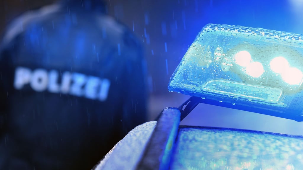 Ein 32-Jähriger wurde in Crimmitschau in Sachsen durch Schüsse verletzt.