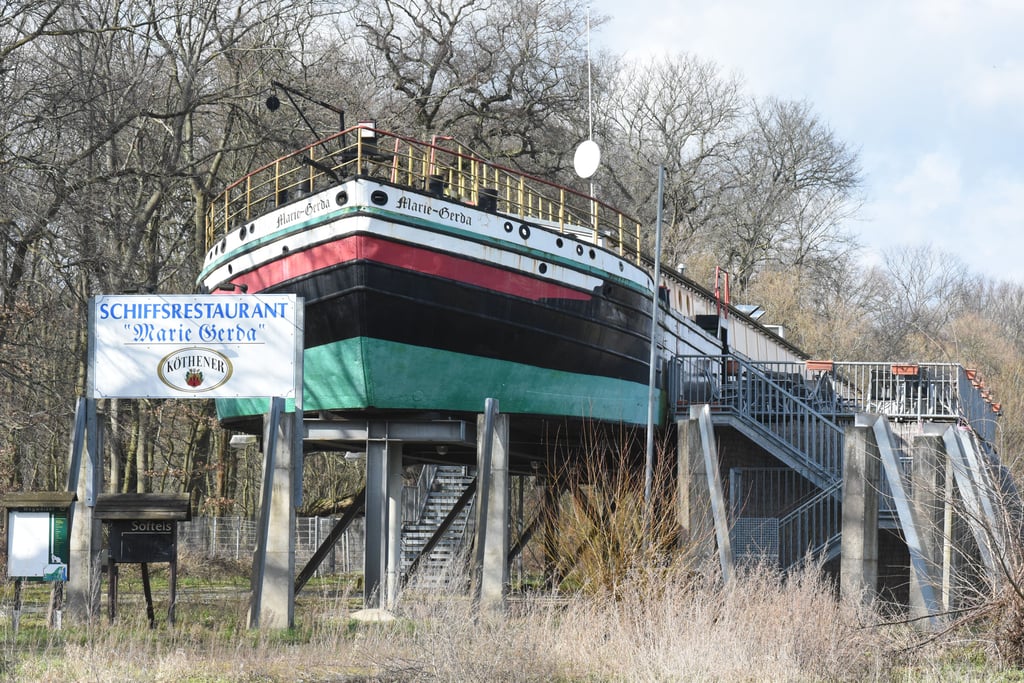 Das Museumsschiff "Marie Gerda" in Breitenhagen. Das Gastronomieangebot ist schon nach kürzester Zeit wieder vom Tisch.