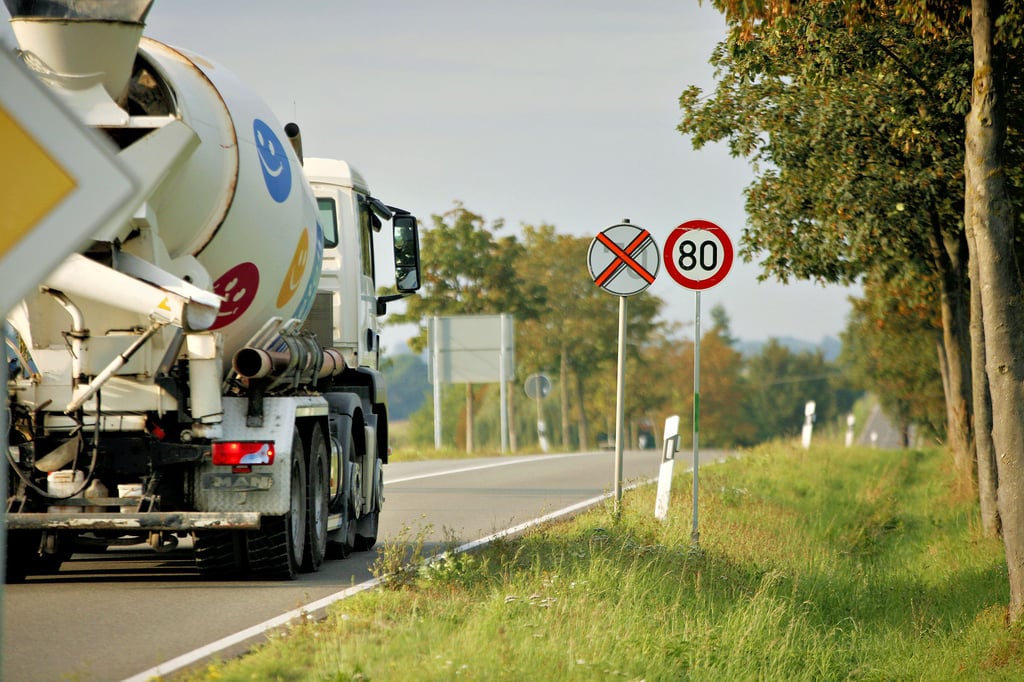 Anfang des Monats wurde die Geschwindigkeit auf der B 248 von 100 auf 80 gedrosselt. Seitdem kam es nicht mehr zu schweren Verkehrsunfällen.