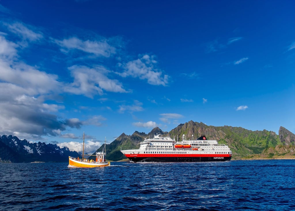 Hurtigruten ermöglicht Reisenden eine kostenlose Umbuchung bis einen Monat vor Reisebeginn.