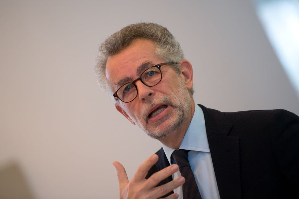 Hans Vorländer spricht.
